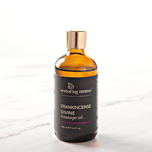 Spoil yourself with some of nature's most exquisite jewels thanks to our Frankincense Divine Massage Oil, which combines luxurious and rare essential oils like frankincense, immortelle and rose - specially selected to promote regeneration of skin cells. 